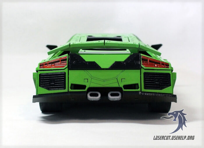Макет Lamborghini из фанерыМакет Lamborghini из фанеры